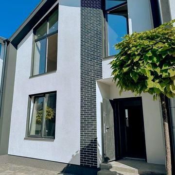 Сертифікат- ТАК! Таунхаус з газом біля школи, закрита територія!