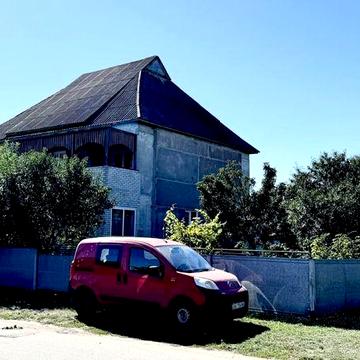 Пропоную квартиру в двоповерховому котеджі