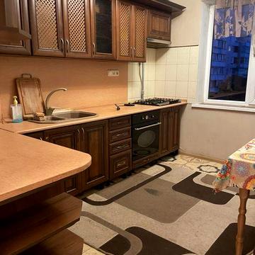 Оренда 3к. Троєщина, Червоної Калини 34