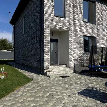 Надажинська