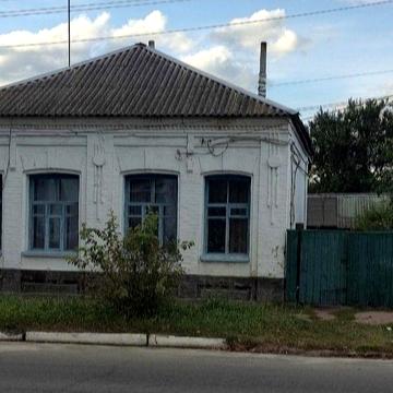 Продаж будинку в центрі міста