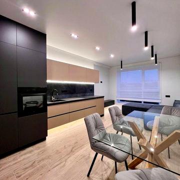 Дизайнерська 2к з видом на озеро | ЖК Panorama de Lux | Власник ЖК Panorama de Lux