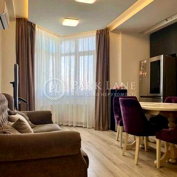 Продам видову квартиру на вул. Освіти 16-А Соломянський р-н