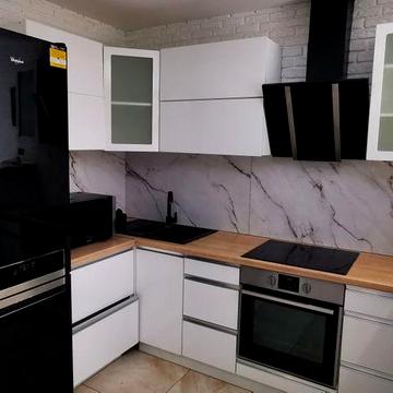 Євротрьошка. Дві кімнати + кухня-студія. Стеценка 75. Лавіна. Акадєм.