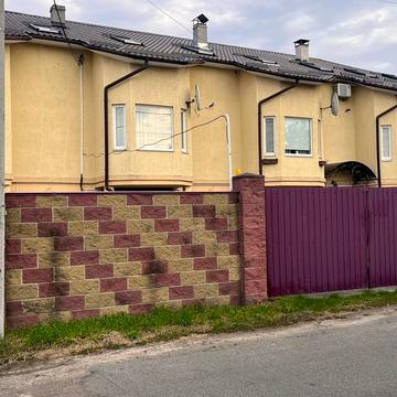 Яцютівка вул., 22