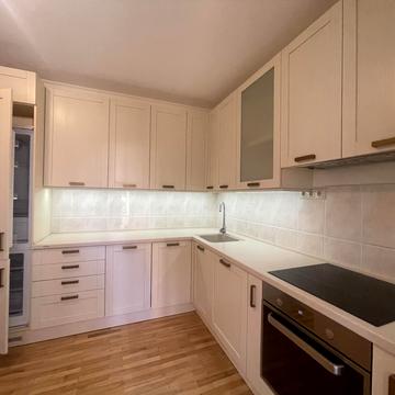 Олександра Кониського вул., 52-58