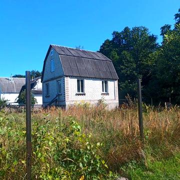 Продам дачу біля лісу