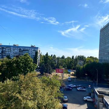 Святослава Ріхтера вул. (Щорса), 2