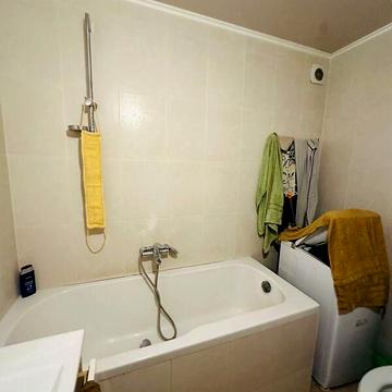 Продаж 2к Квартира Юності проспект