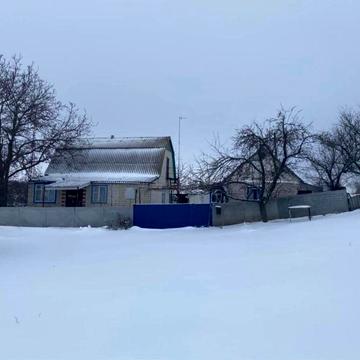 Продам затишний будинок