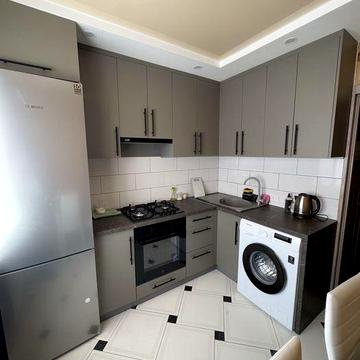 Продам 2х.ком. Каменское левый берег 2 мик.
