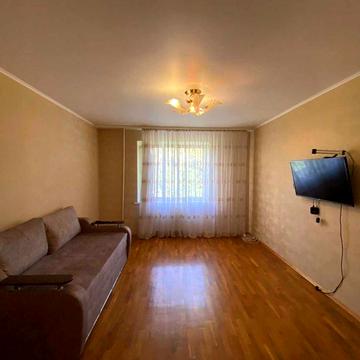 Продам 2 к квартиру на вул.О. Антонова 8421