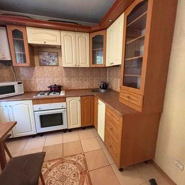 Оренда 2-кімнатної в ЦЕНТРІ. Квартира з меблями та технікою