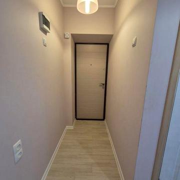 Продам двокімнатну квартиру з ремонтом та індивідуальним опаленням