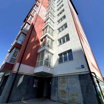 Демянів Лаз вул., 37