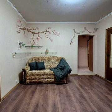 Ревуцького вул., 7