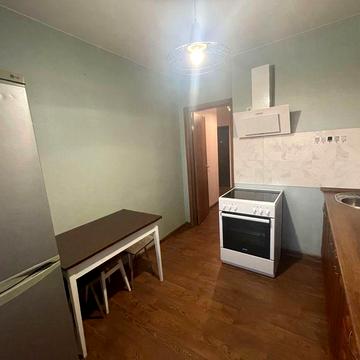 Здам 2к квартиру. На ж/м Тополя 1.