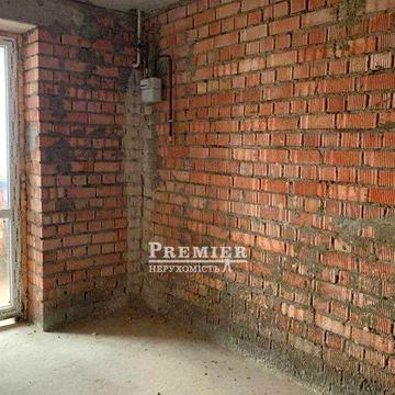 Продам 1 кімнатну квартиру у новому цегляному будинку на Сахарова