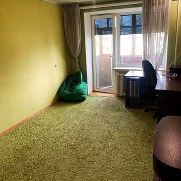 Продам однокомнатную квартиру на пр.Науки 98