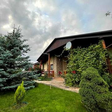 Оренда будинку 230 м. кв., с. Пухівка, Вега, Р. Десна