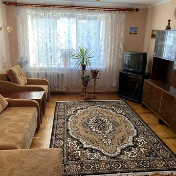 Здам 2 кімнатну квартиру р-н 40кв.