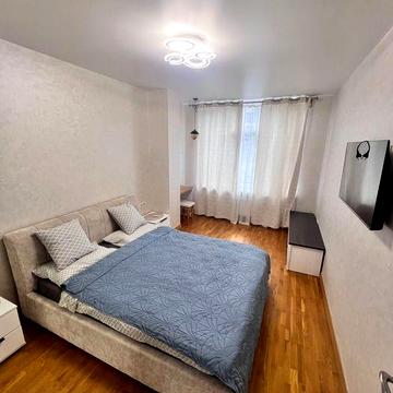 Затишна 1-к квартира, довгостроково, центр Трускавця