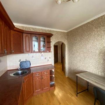 Здається в оренду 1кв біля Панорами Плази