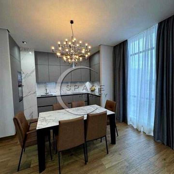 Продаж видової 4к квартири з паркомісцем і кладовоюЖК«Park Avenue VIP» ЖК Park Avenue VIP