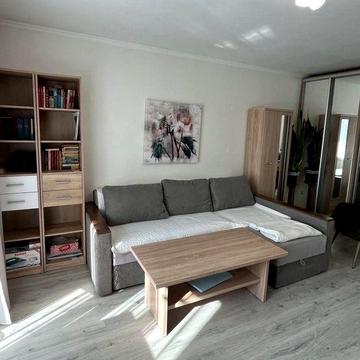 Продаж 1к метро Позняки вул.М.Драгоманова Григорівна Ахматової  Кошиця