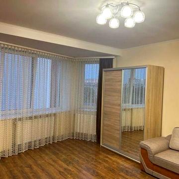 Оренда двохкімнатної квартири по вул.Берегова