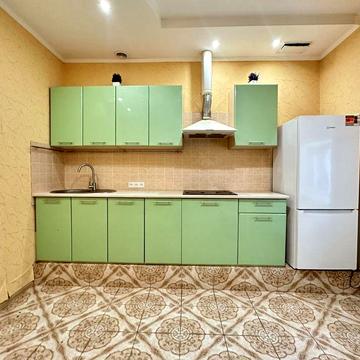 Продам однокімнатну квартиру з мінімальним оформленням