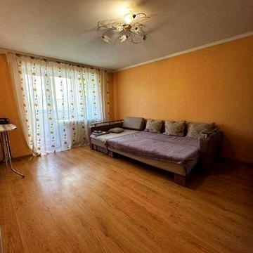 ПРОСТОРА 2 КІМНАТКА квартира на виставці , ід: 38586  2к