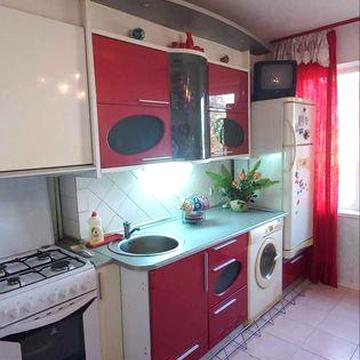 Продам свою 3 к\к на Космонавтов (13 линия)