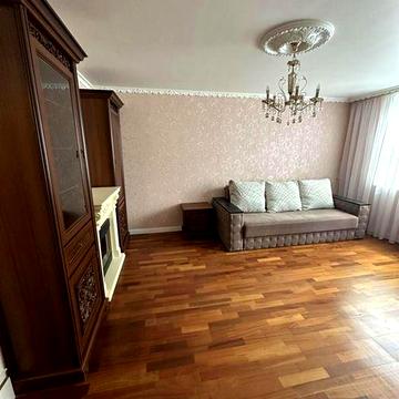 Червоної Калини просп. (Володимира Маяковського), 70