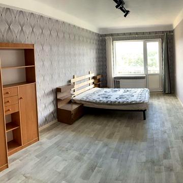 Продажа от хозяина . Без комиссии . Трехкомнатная . Шевченковский .