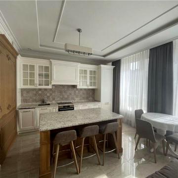 Продаж 3- кімнатноі квартри з паркингом, ЖК Централ Парк .Без комісіі ЖК Централ Парк