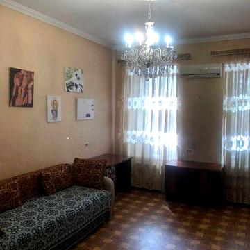 Продам 2-х комнатную квартиру на Атамана Головатого
