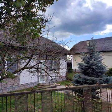 Продам будинок в смт.Гніздичів