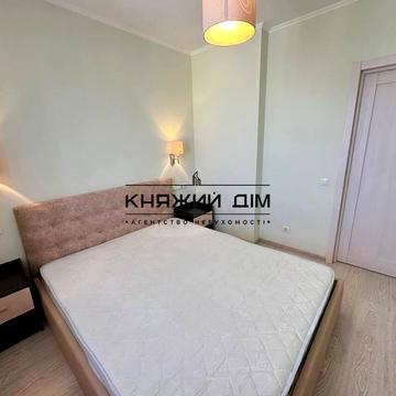 Бориса Гмирі вул., 17