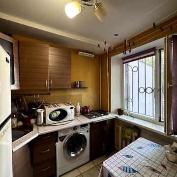 Продаж 1к Квартира Космонавтів вулиця