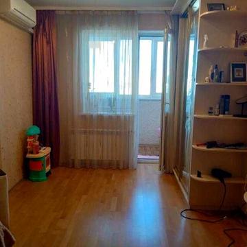 Корона, Княжий затон 21, 7 хвилин метро "Осокорки" ЖК Корона