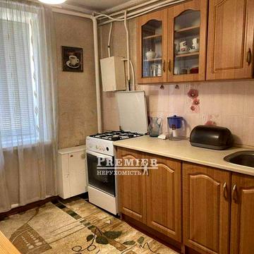 2-кімнатна квартира в Фонатнці зі своїм палісадником та укриттям.