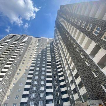 Героїв Енергетиків вул., 43