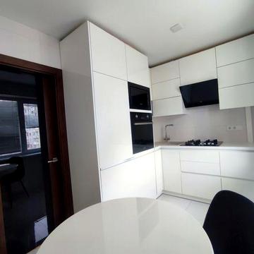 Продам 3х комнатную квартиру с качественым ремонтом Северный