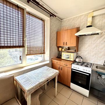 Баварський пров., 9