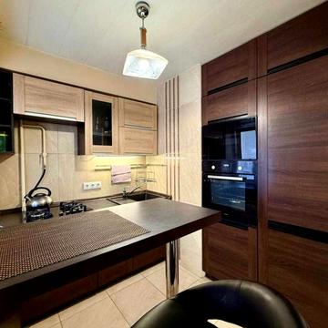 Олеся Гончара вул., 75