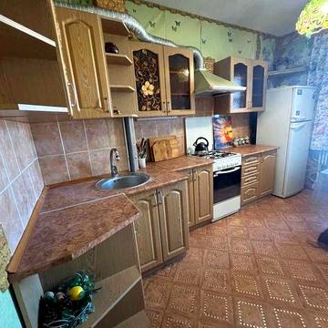 Здам в оренду дві кімнати у трикімнатній квартирі на Східному 1