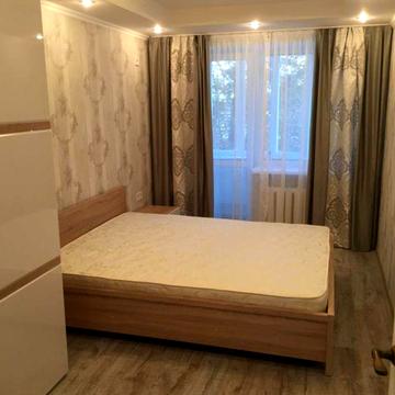 Лесі Українки бульв., 28