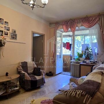 Лесі Українки бульв., 20/22