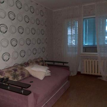 Двокімнатна квартира Жилпоселок